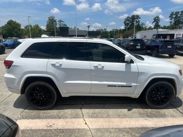 2020 Jeep Grand Cherokee Altitude