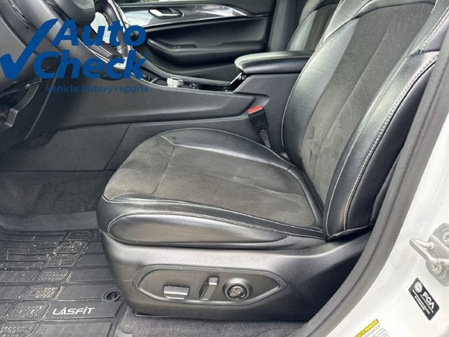 2022 Jeep Grand Cherokee L Altitude