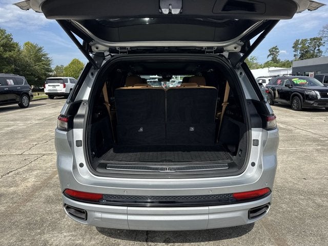 2023 Jeep Grand Cherokee L Summit Reserve