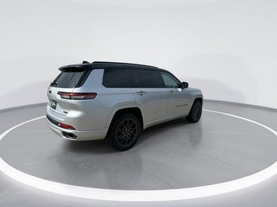 2023 Jeep Grand Cherokee L Summit Reserve