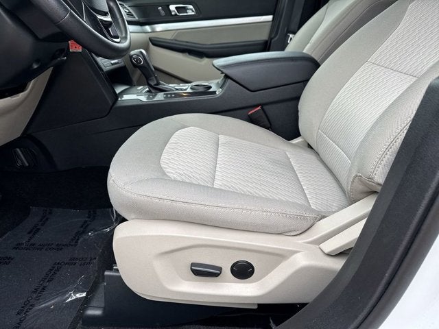 2019 Ford Explorer Base