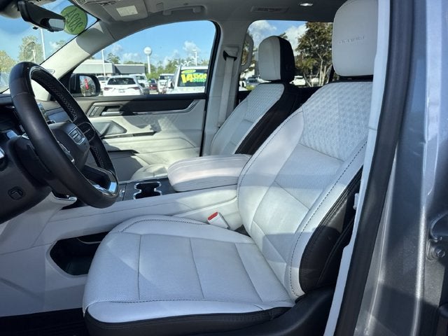 2024 GMC Acadia FWD Denali