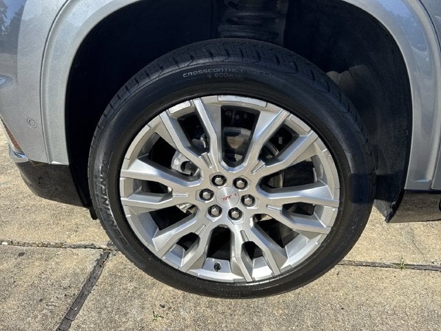 2024 GMC Acadia FWD Denali
