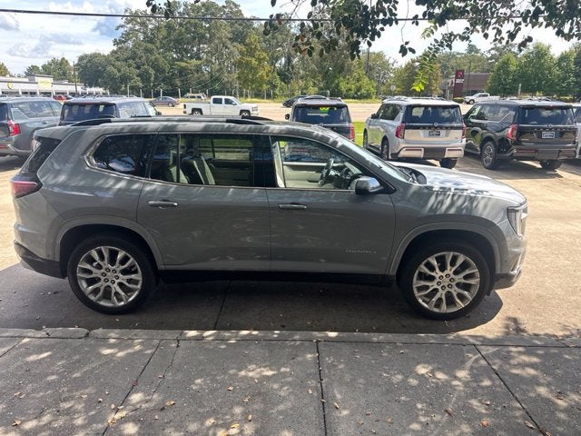 2024 GMC Acadia FWD Denali