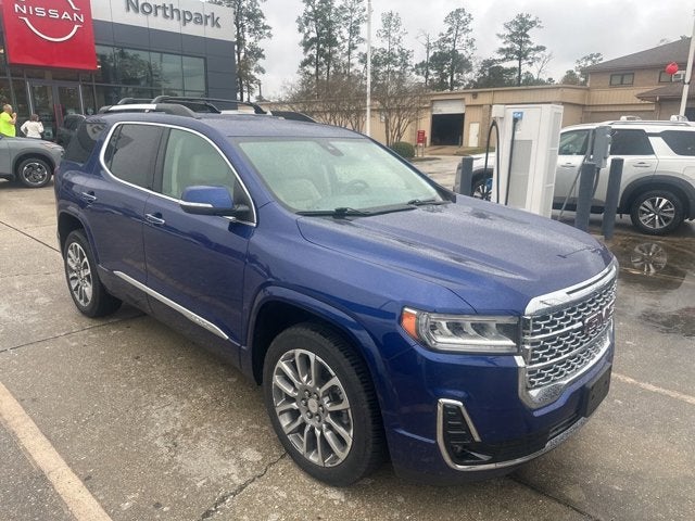 2023 GMC Acadia Denali