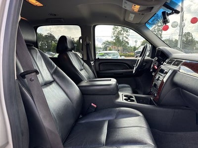 2009 Chevrolet Suburban LT w/2LT
