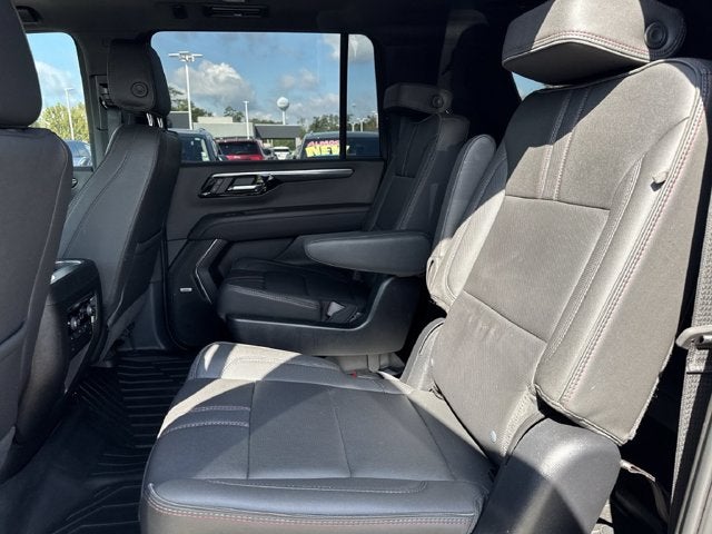 2025 Chevrolet Suburban RST