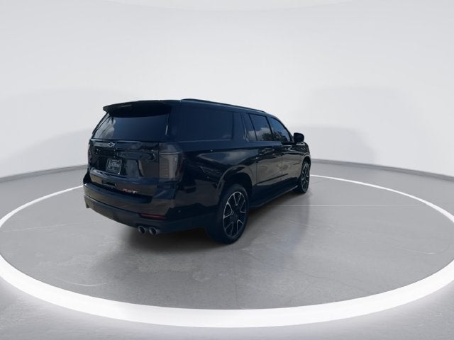 2025 Chevrolet Suburban RST