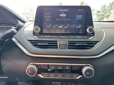 2021 Nissan Altima SR