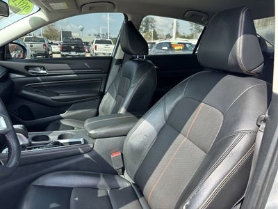 2021 Nissan Altima SR
