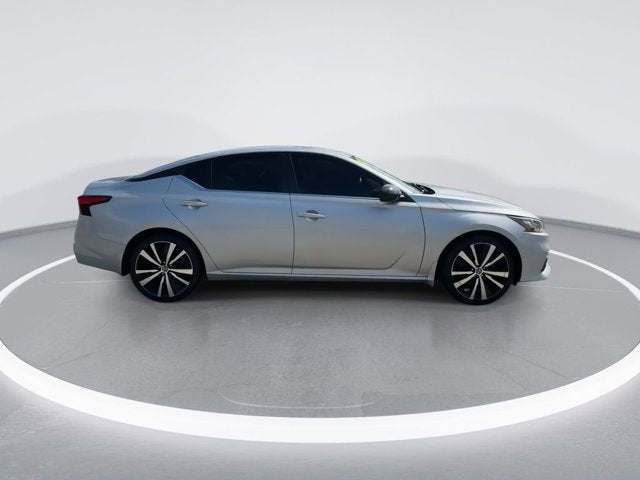2021 Nissan Altima SR