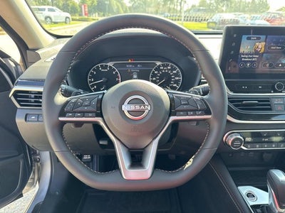 2025 Nissan Altima SR