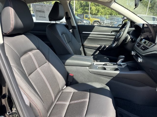 2026 Nissan Altima SR Midnight Edition®