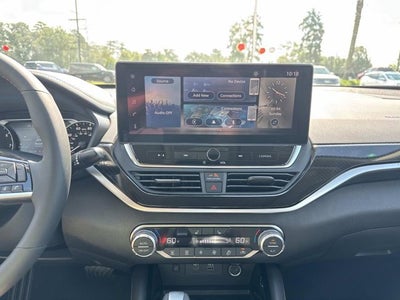 2025 Nissan Altima SR