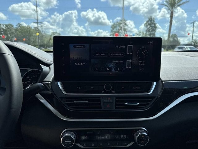 2025 Nissan Altima SR