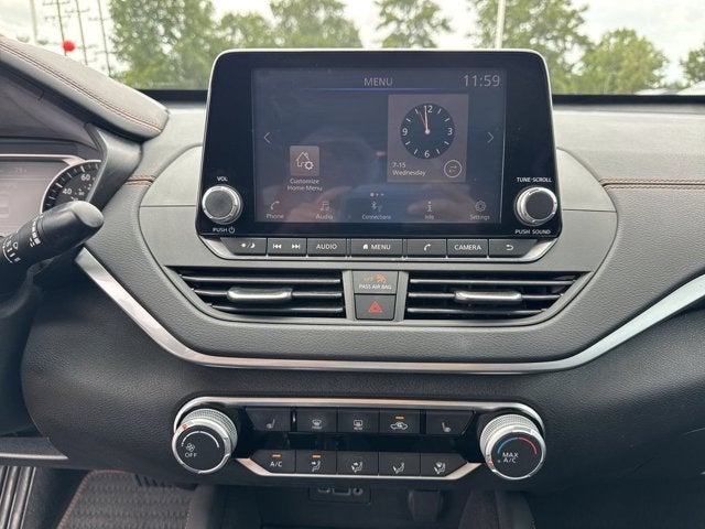 2021 Nissan Altima SR