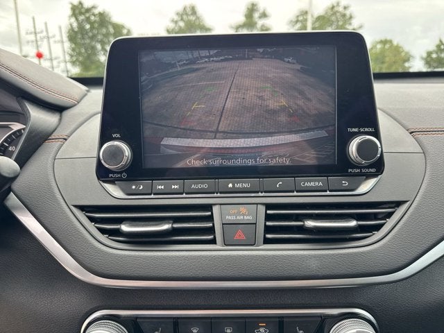2021 Nissan Altima SR