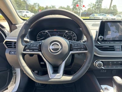 2025 Nissan Altima SR