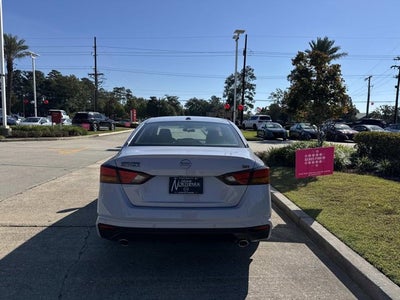 2025 Nissan Altima SR