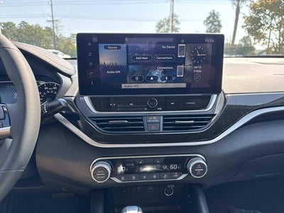 2025 Nissan Altima SR