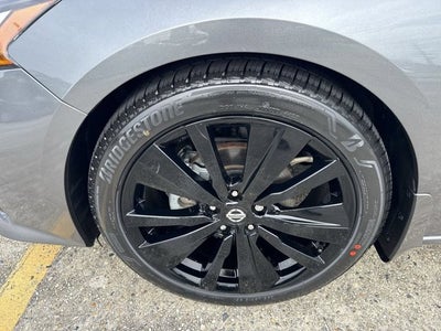 2022 Nissan Altima SR