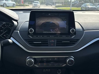 2025 Nissan Altima SR