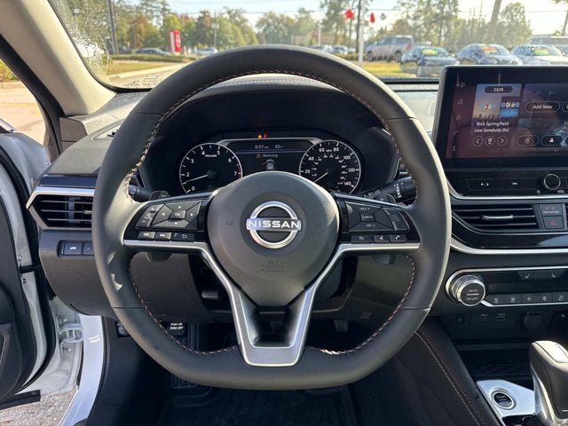 2025 Nissan Altima SR