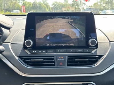 2025 Nissan Altima SR