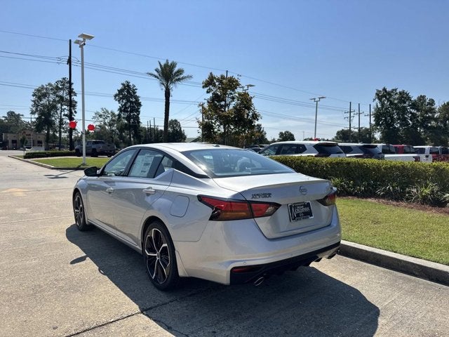 2025 Nissan Altima SR
