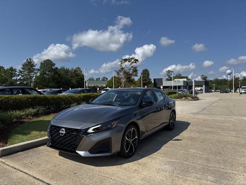 2025 Nissan Altima SR