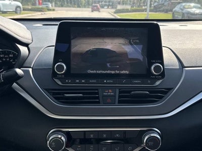 2025 Nissan Altima SR