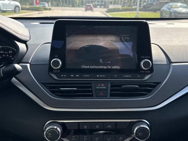 2025 Nissan Altima SR