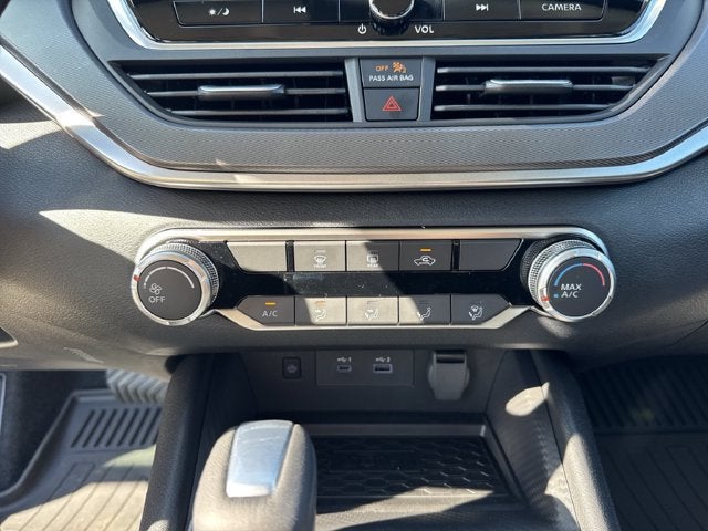 2026 Nissan Altima SR