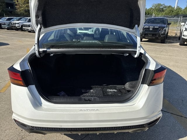 2026 Nissan Altima SR