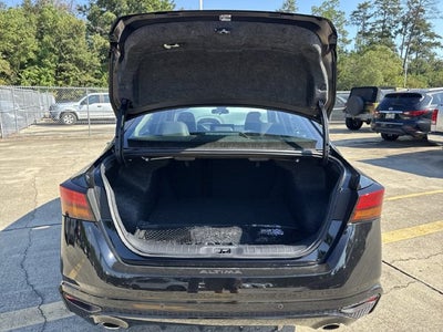 2026 Nissan Altima SR Midnight Edition®