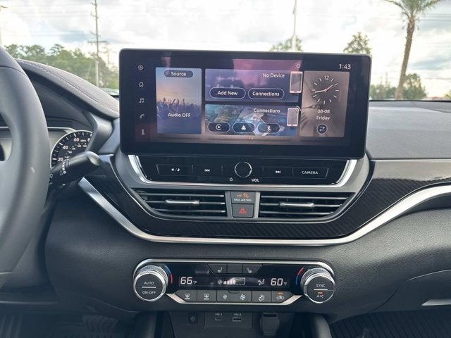 2025 Nissan Altima SR