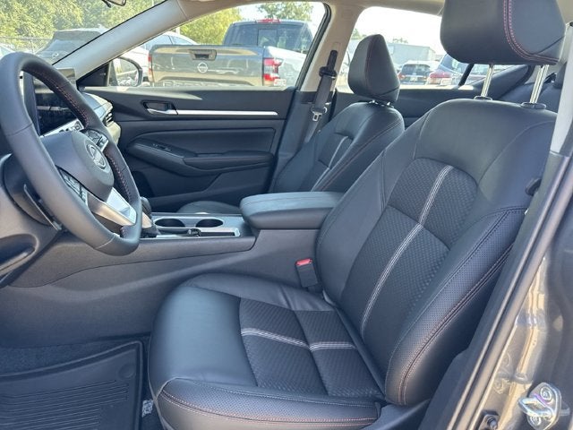 2026 Nissan Altima SR Midnight Edition®