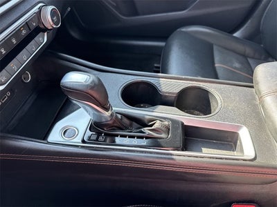 2022 Nissan Altima 2.5 SR Midnight Edition