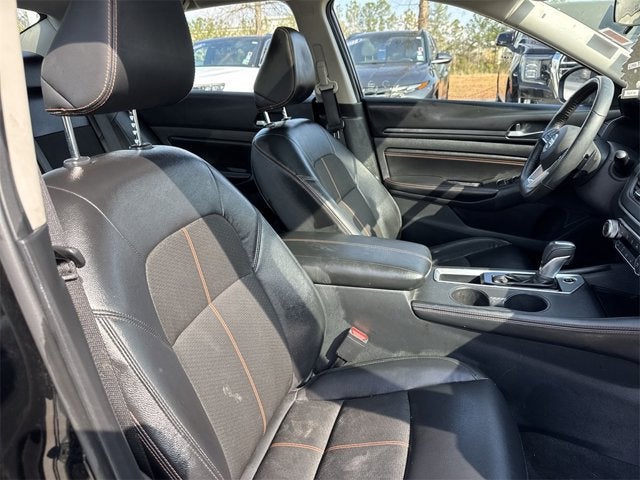 2022 Nissan Altima 2.5 SR Midnight Edition