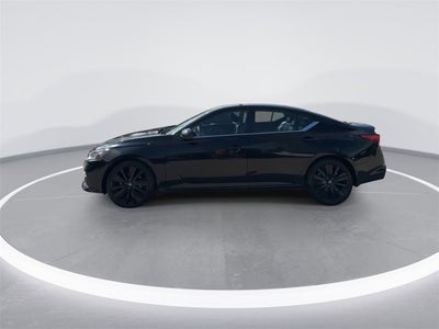 2022 Nissan Altima 2.5 SR Midnight Edition