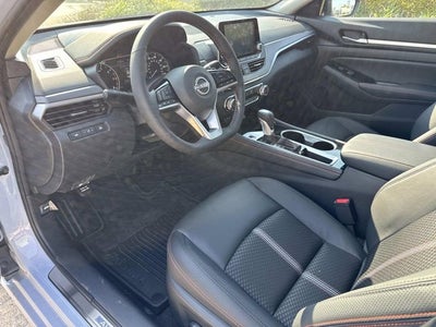 2025 Nissan Altima SR