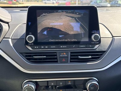 2025 Nissan Altima SR