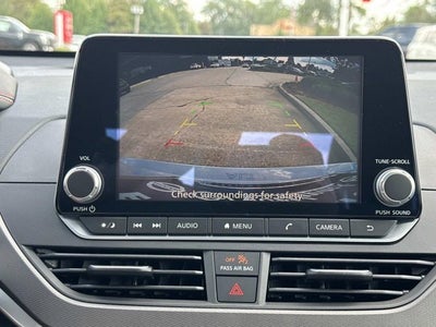 2025 Nissan Altima SR