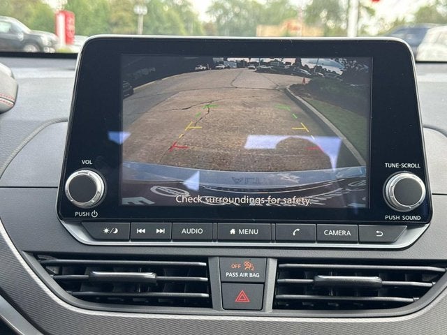 2025 Nissan Altima SR