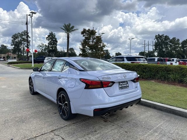 2025 Nissan Altima SR