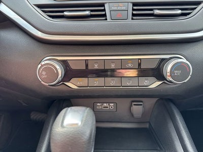 2022 Nissan Altima SV