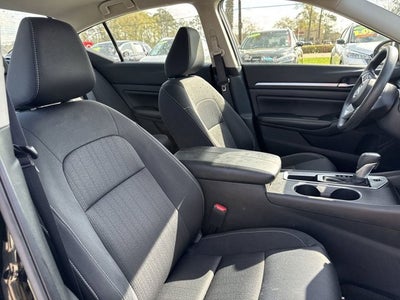 2022 Nissan Altima SV