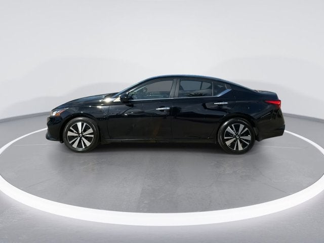2022 Nissan Altima SV