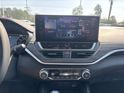 2025 Nissan Altima SV