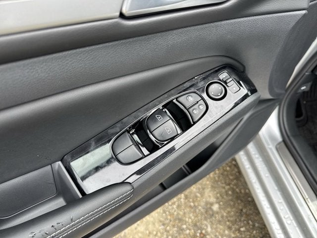 2025 Nissan Altima SL